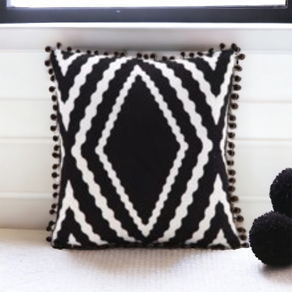 BLACK AND WHITE GEOMETRIC PRINT POM ACCEMT TOSS THROW PILLOW COVER - Picture 5 of 5